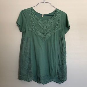 Beautiful jade peplum detail top!!